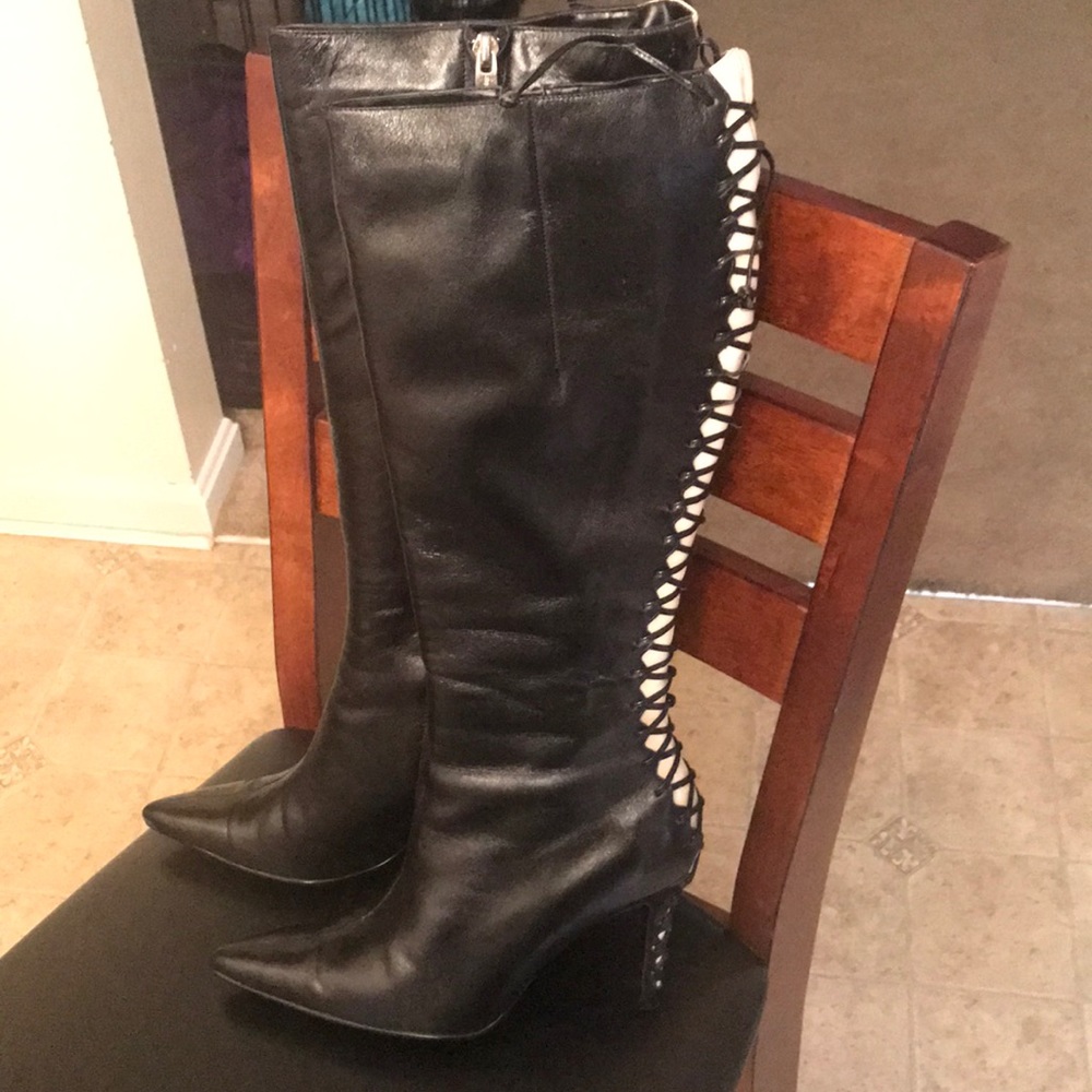 Lace up pointed toe heeled boots